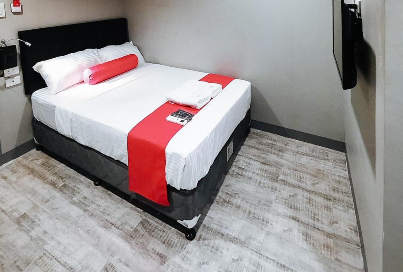 Central District Hotel Davao Ngoại thất bức ảnh